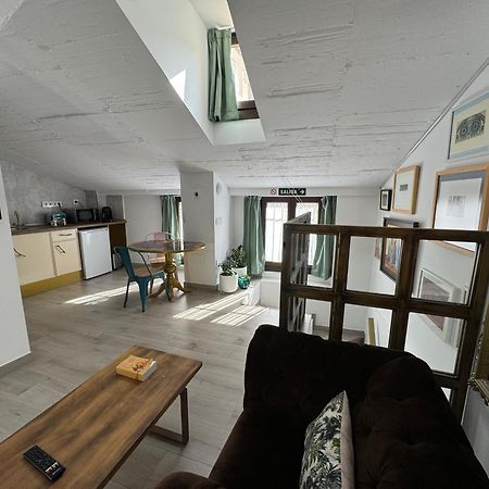 Ateneo Cuenca Suites Con Cocina En El Casco Historico Екстериор снимка