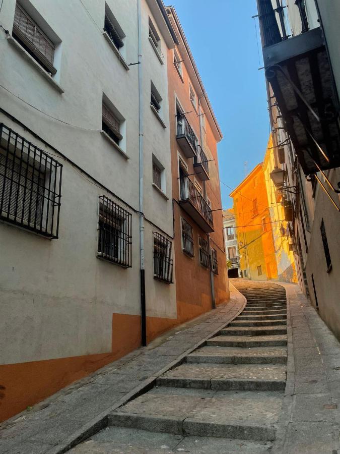 Ateneo Cuenca Suites Con Cocina En El Casco Historico Екстериор снимка