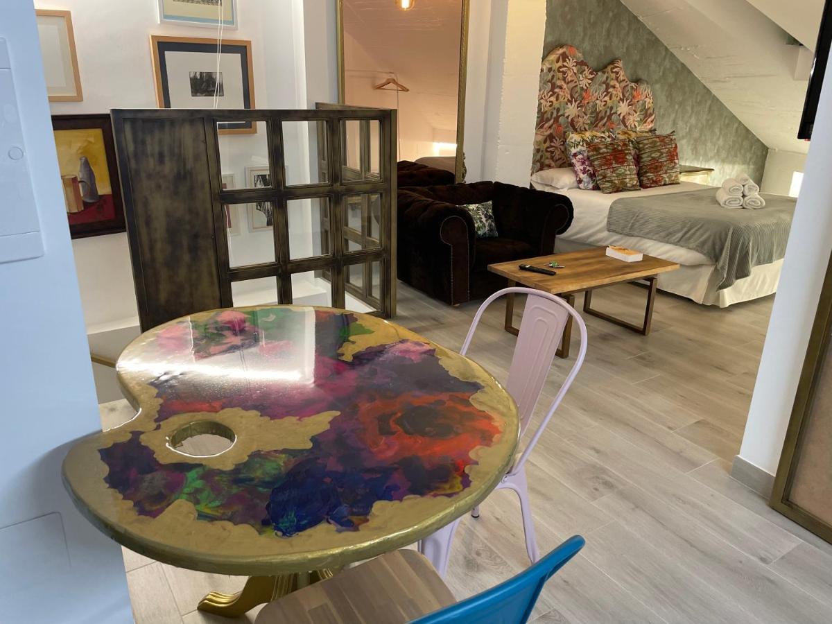 Ateneo Cuenca Suites Con Cocina En El Casco Historico Екстериор снимка