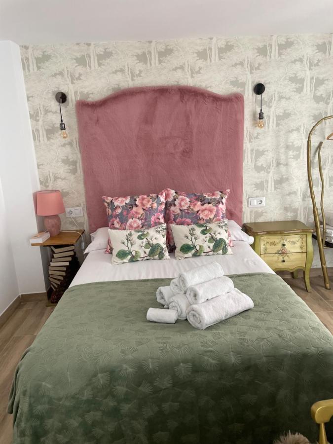 Ateneo Cuenca Suites Con Cocina En El Casco Historico Екстериор снимка