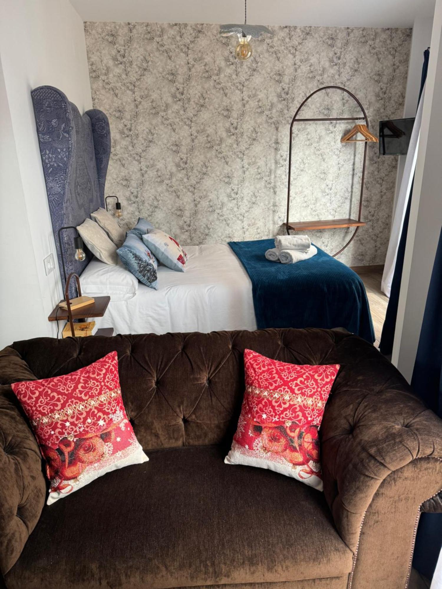 Ateneo Cuenca Suites Con Cocina En El Casco Historico Екстериор снимка