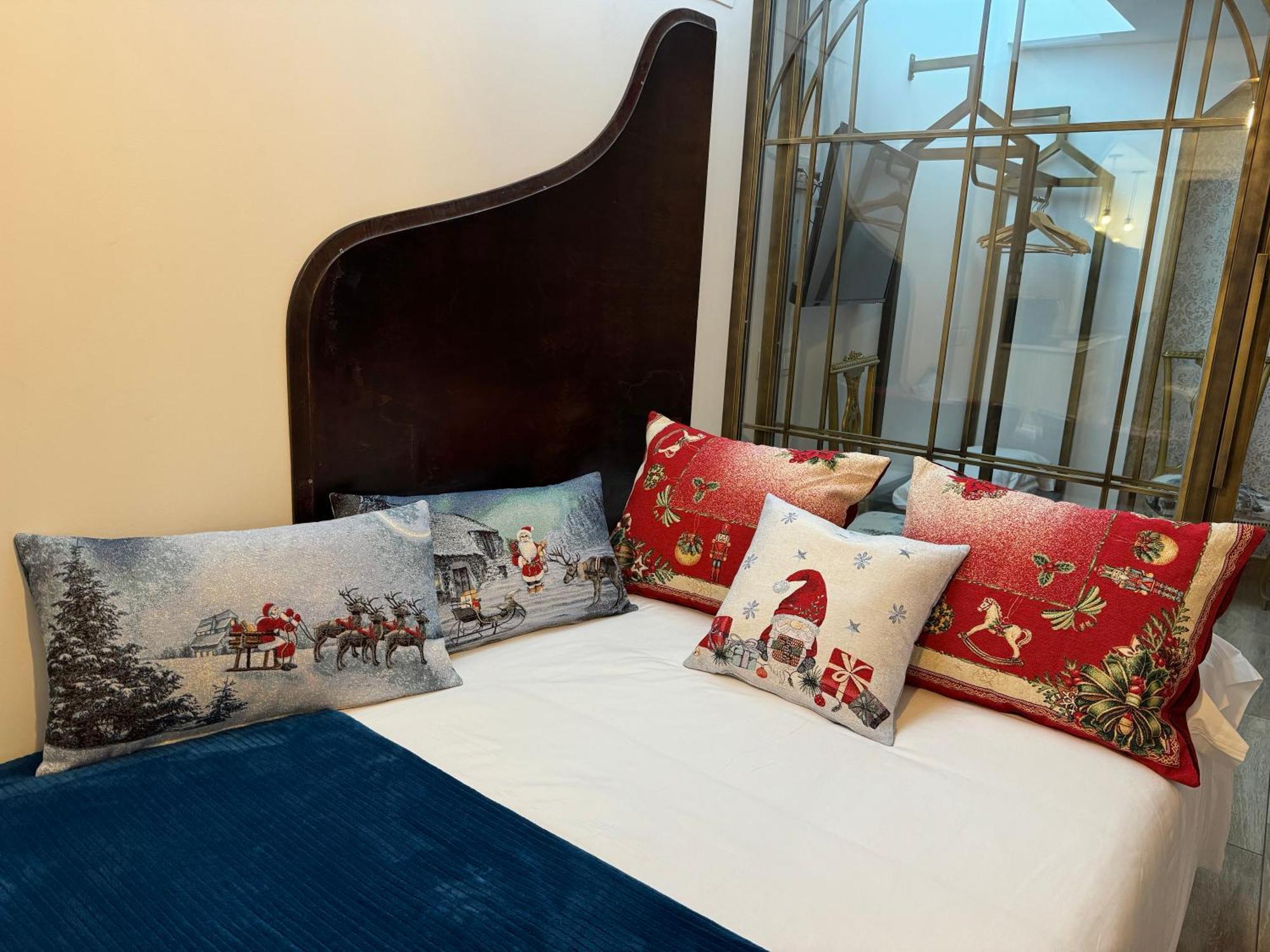 Ateneo Cuenca Suites Con Cocina En El Casco Historico Екстериор снимка
