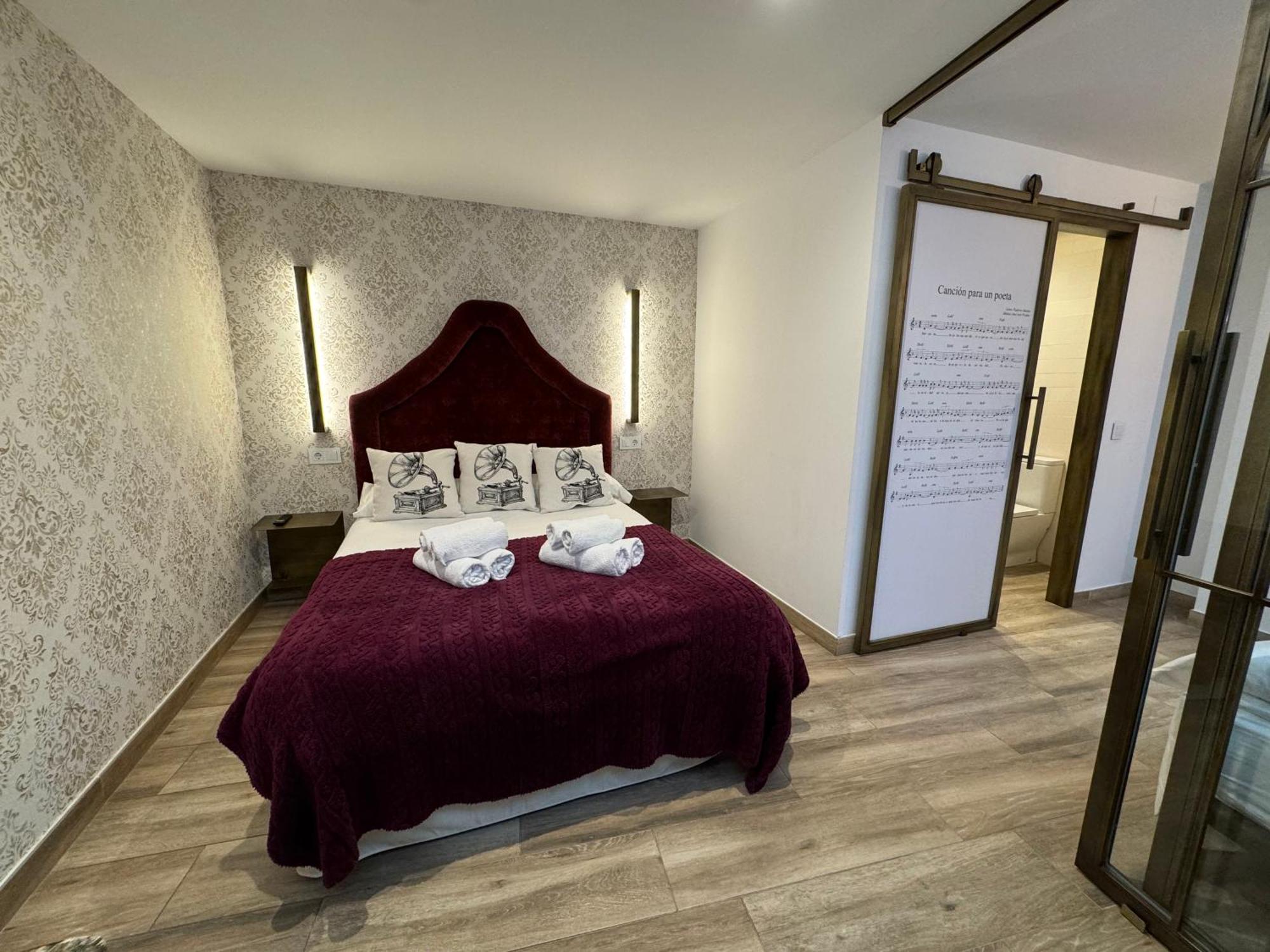 Ateneo Cuenca Suites Con Cocina En El Casco Historico Екстериор снимка